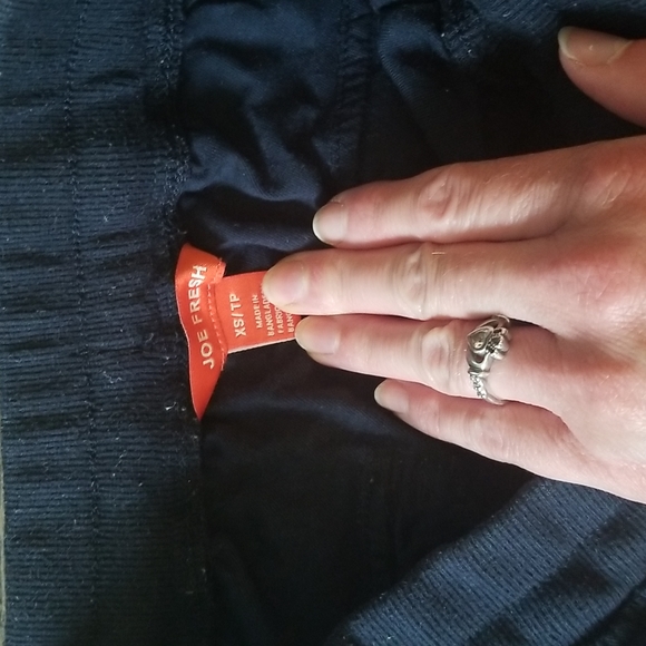 Joe Fresh Pants - Picture 3 of 4